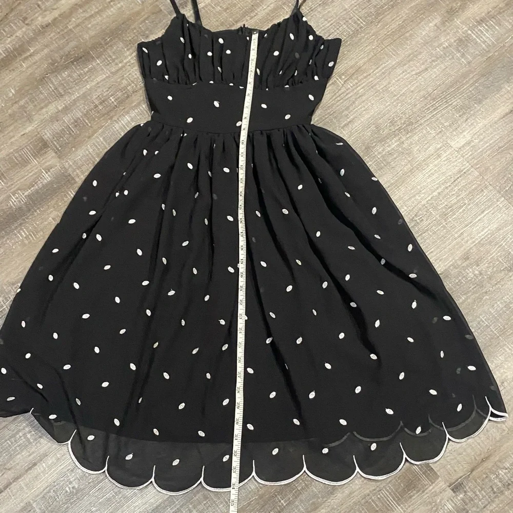 New Voodoo Vixen 50s Retro Black Polka Dot Fit & Flare Size Small 4 - Picture 6 of 11